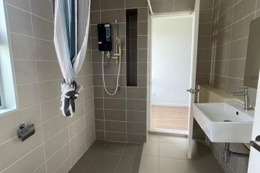 Arahsia Residences, Tropicana Aman