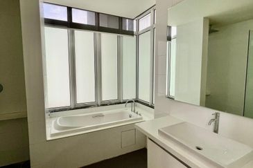 Arata @ Bukit Tunku, (Kenny Hills) 