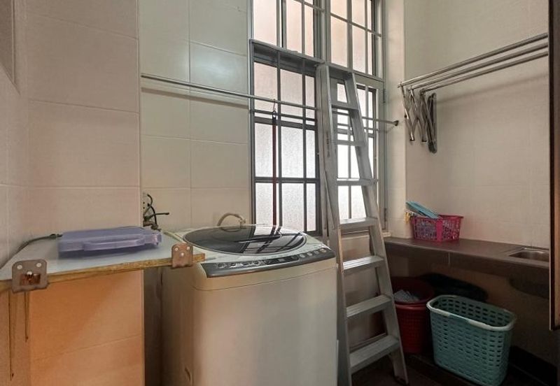 King's Height Apartment