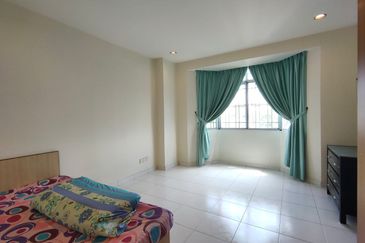 KONDOMINIUM DAMAIPURI