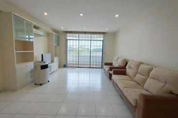 KONDOMINIUM DAMAIPURI