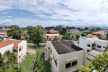 KONDOMINIUM DAMAIPURI