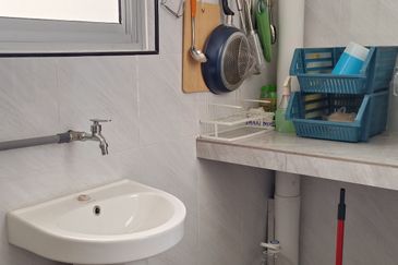 CASA RESIDENCES, CHEMOR