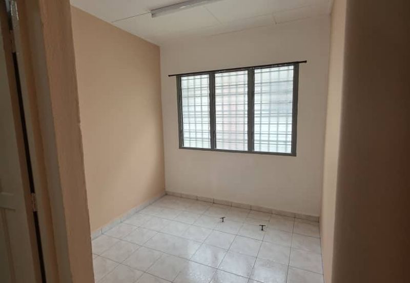 Taman Keledang Emas ( Buntong )