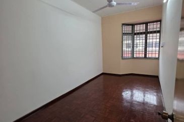 Taman Keledang Emas ( Buntong )