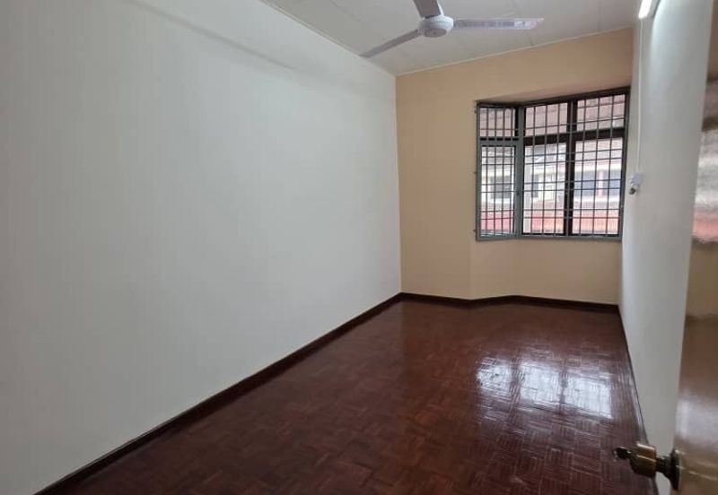 Taman Keledang Emas ( Buntong )