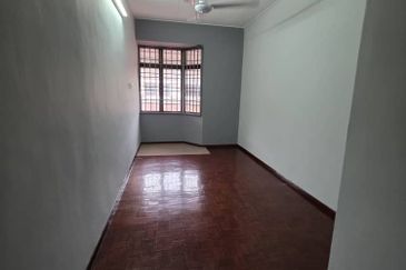 Taman Keledang Emas ( Buntong )