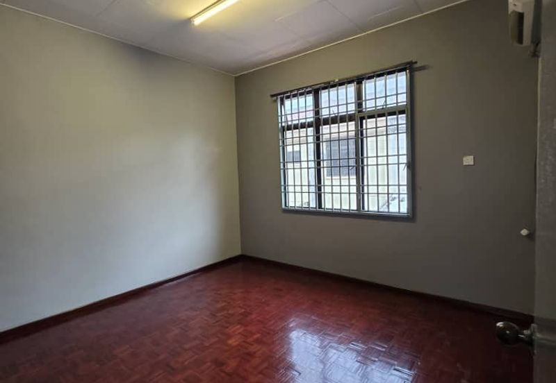 Taman Keledang Emas ( Buntong )