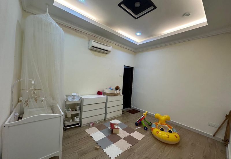 TAMAN MERU DESA PARK