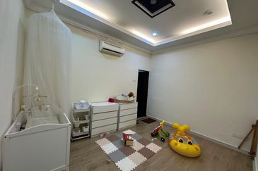 TAMAN MERU DESA PARK