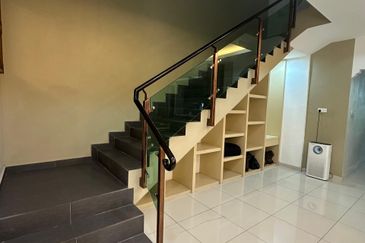 TAMAN MERU DESA PARK