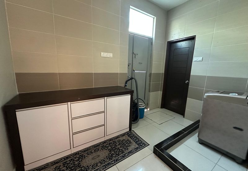 TAMAN MERU DESA PARK