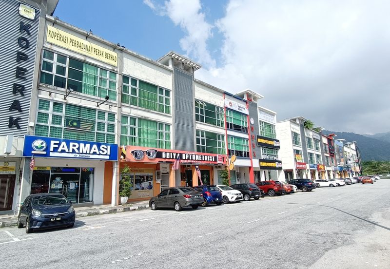 Meru Impian Frist & Second Shop Lot