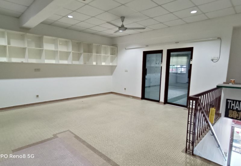 Jalan Kampar Nice First Floor Shop For Rent 