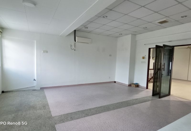 Jalan Kampar Nice First Floor Shop For Rent 