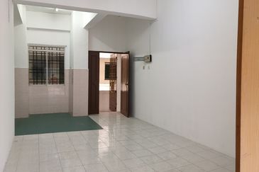 LE COURTS DESA TAMBUN