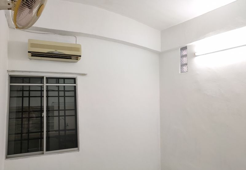 LE COURTS DESA TAMBUN