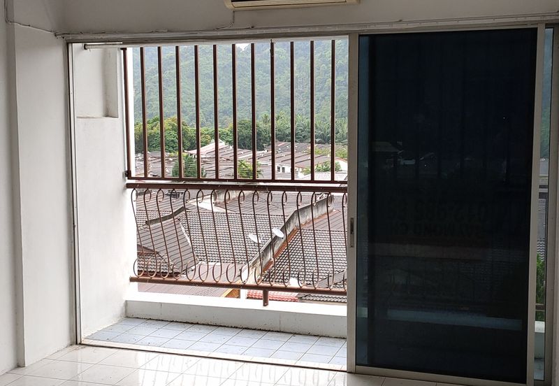 LE COURTS DESA TAMBUN