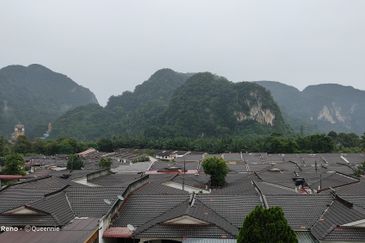 LE COURTS DESA TAMBUN