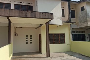 TAMAN BINTANG (MOONLIGHT)