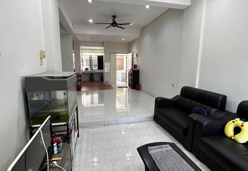 LE COURTS DESA TAMBUN