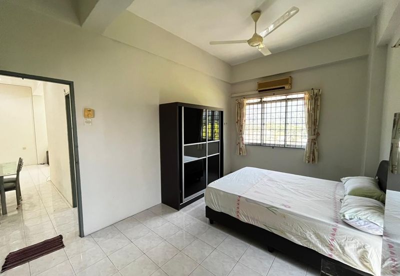 LE COURTS DESA TAMBUN