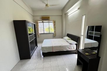 LE COURTS DESA TAMBUN