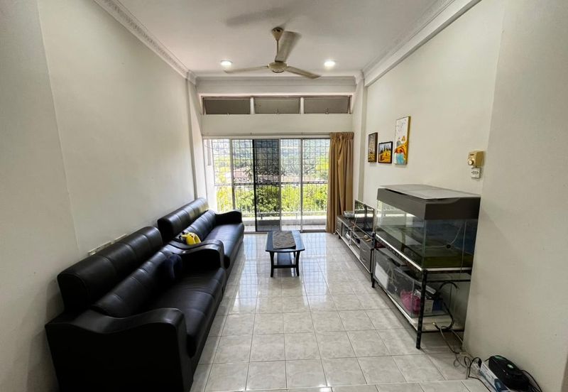 LE COURTS DESA TAMBUN