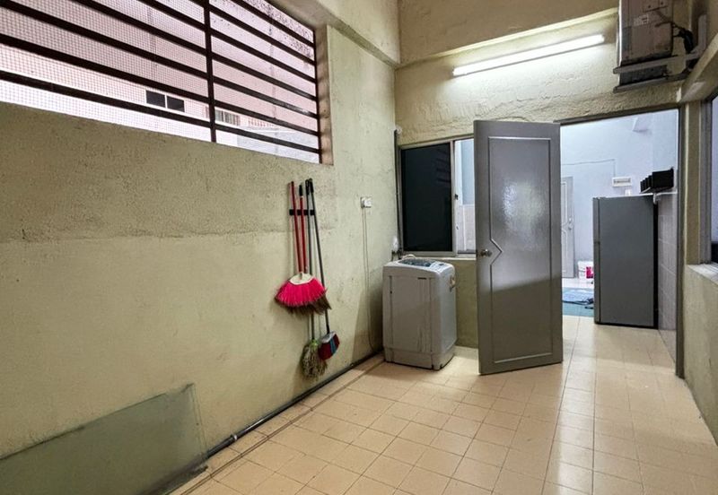 LE COURTS DESA TAMBUN