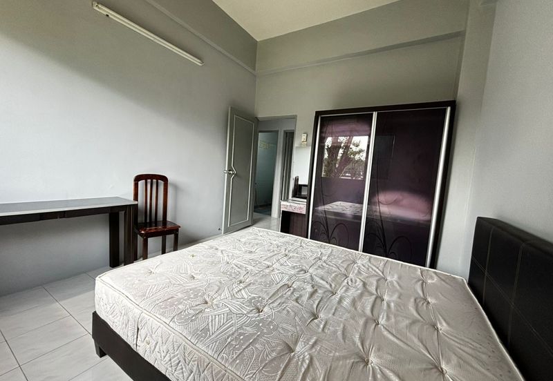 LE COURTS DESA TAMBUN