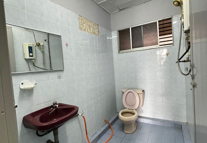 LE COURTS DESA TAMBUN