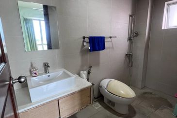 KONDOMINIUM DAMAIPURI