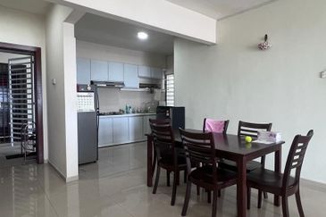 KONDOMINIUM DAMAIPURI