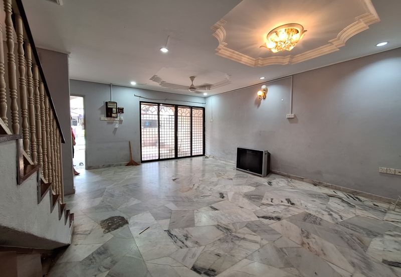 Pengkalan Nice Double Storey House For Sale 