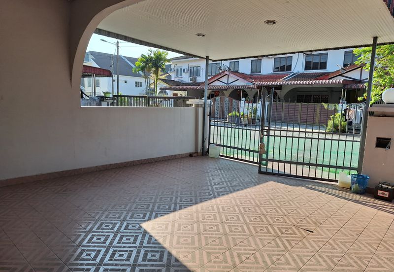 Pengkalan Nice Double Storey House For Sale 