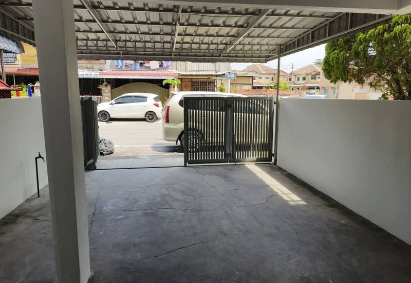 TAMAN CAHAYA BERCHAM