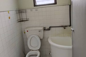 TAMAN CAHAYA BERCHAM