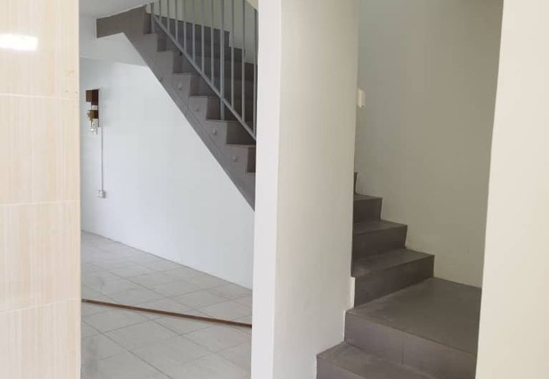 TAMAN CAHAYA BERCHAM