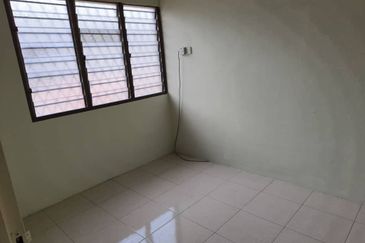 TAMAN CAHAYA BERCHAM