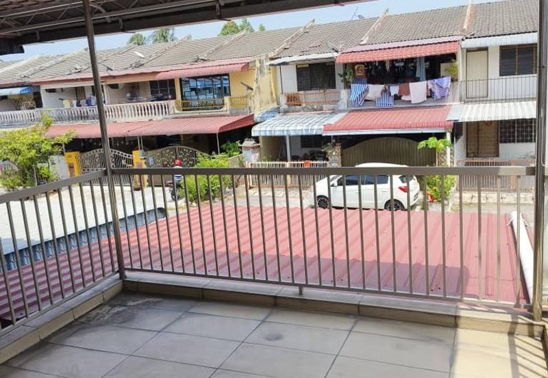 TAMAN CAHAYA BERCHAM