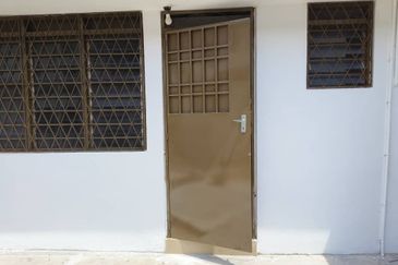 TAMAN CAHAYA BERCHAM