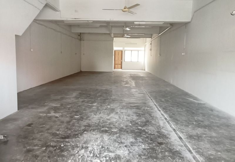 Pengkalan Station 18