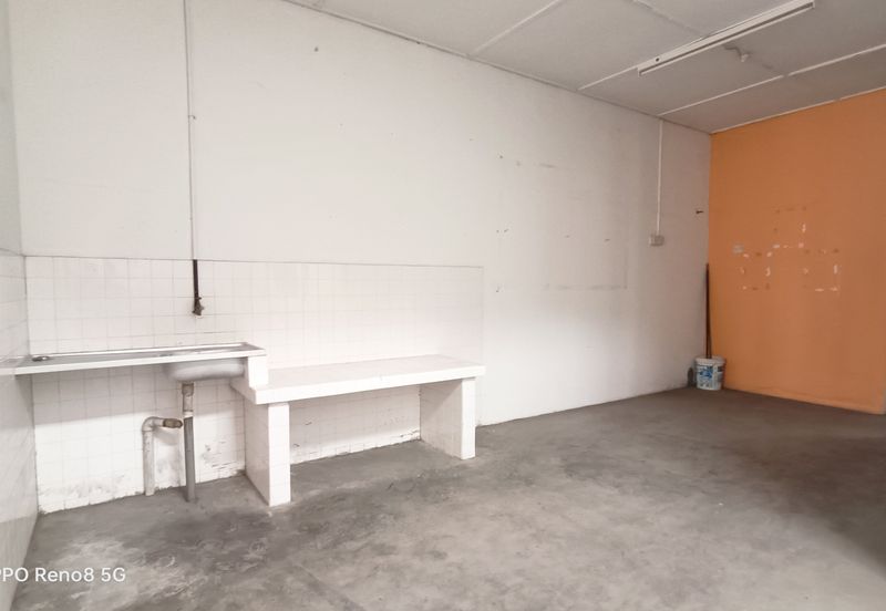 Pengkalan Station 18