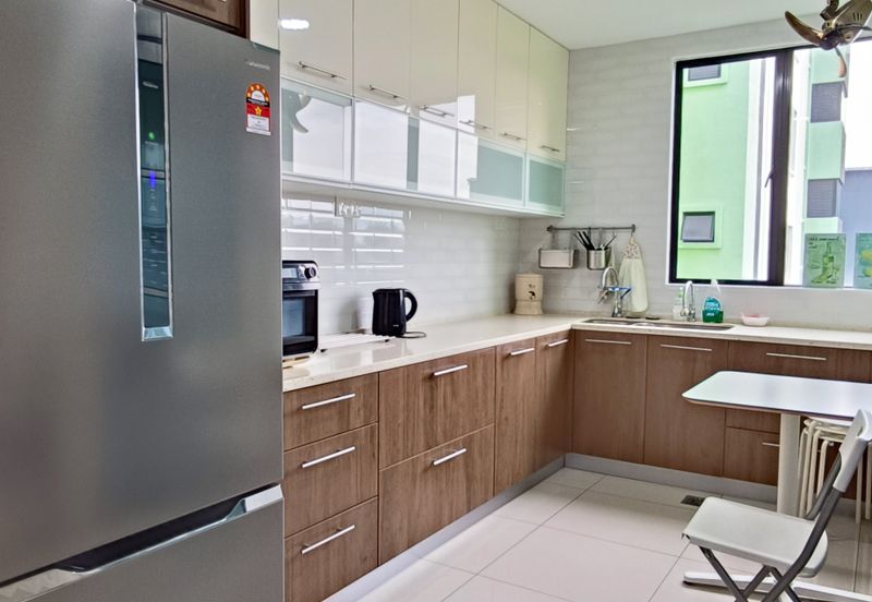 Manhattan Condominium