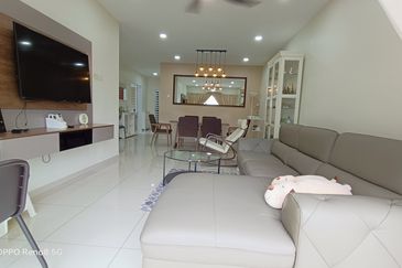 Manhattan Condominium