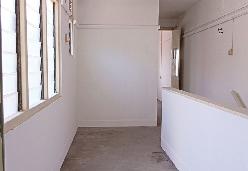 Persiaran Greenhill, Kampung Jawa