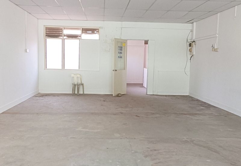 Persiaran Greenhill, Kampung Jawa