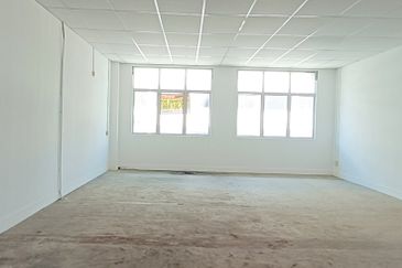 Persiaran Greenhill, Kampung Jawa