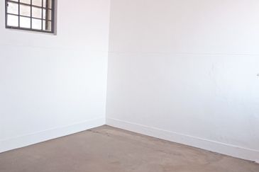 Persiaran Greenhill, Kampung Jawa