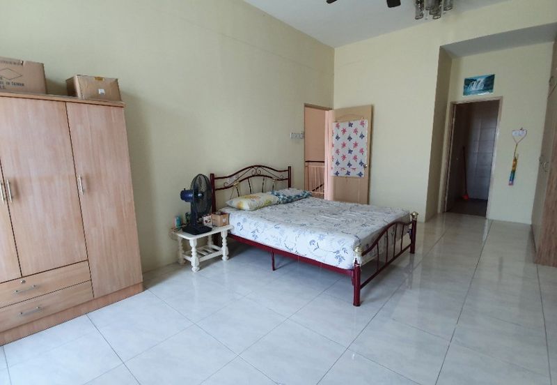 TAMAN PENGKALAN INDAH